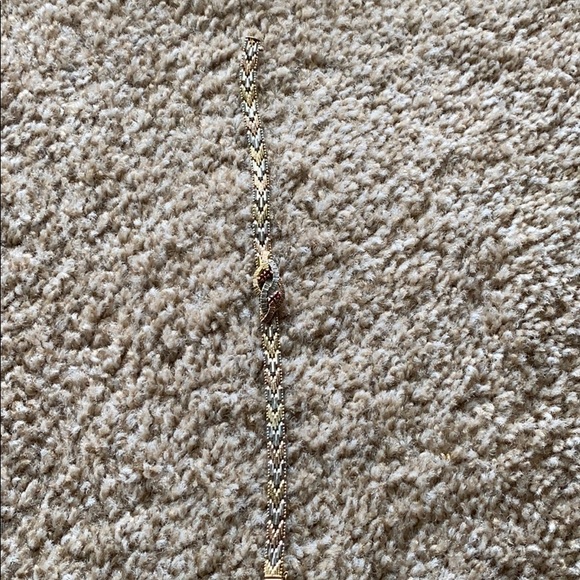 Nice bracket - Picture 3 of 3